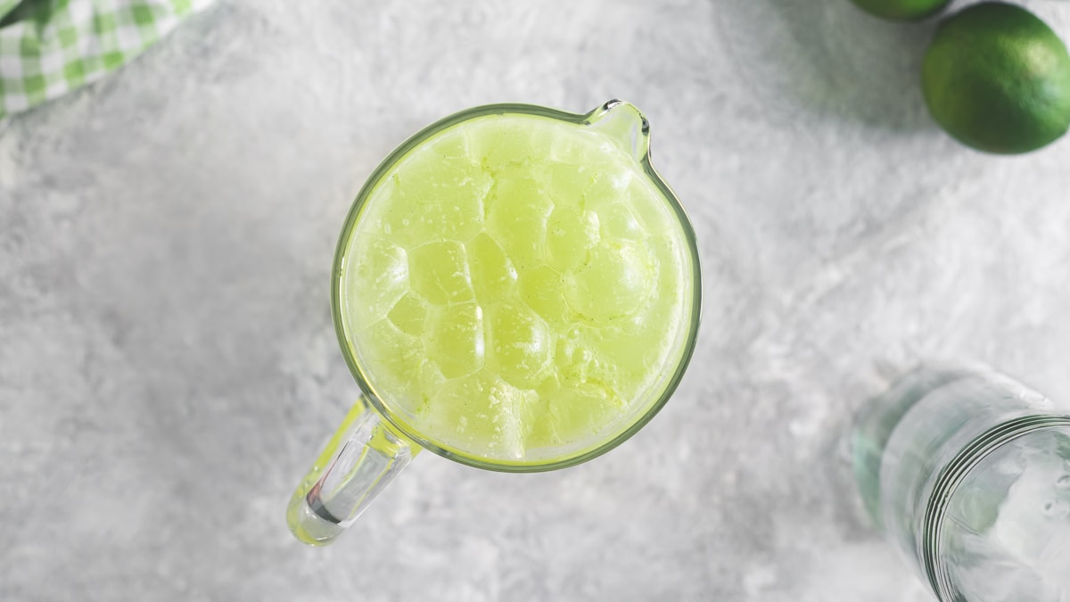 Healthy Sour Green Apple and Lime Soda
