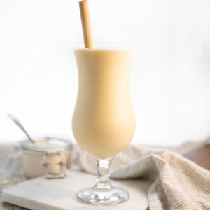 A chilled, yellow Pineapple Smoothie in a Poco Grande Glass.