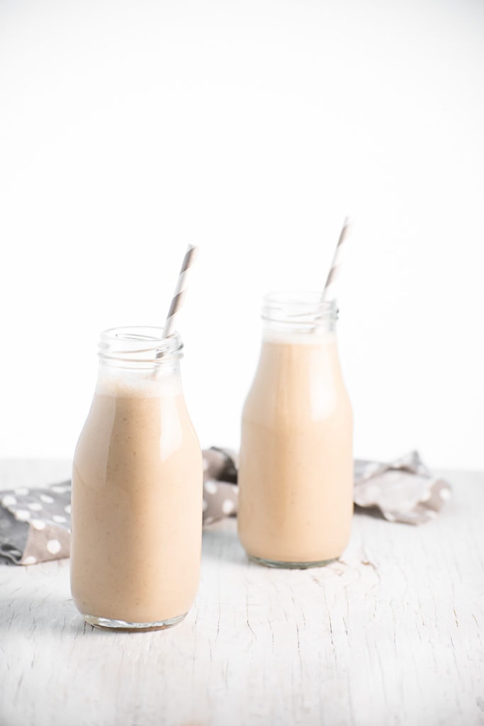 smoothies, vanilla spice smoothie, adaptogens, breakfast, drinks